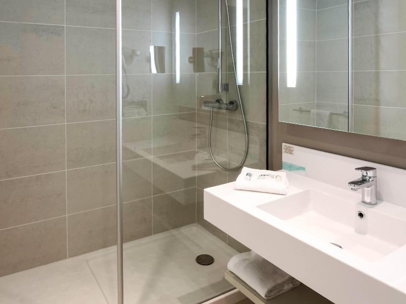Mercure Niort Marais Poitevin Hotel image