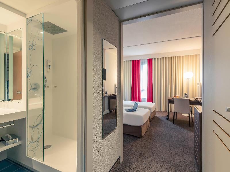 Mercure Niort Marais Poitevin Hotel image