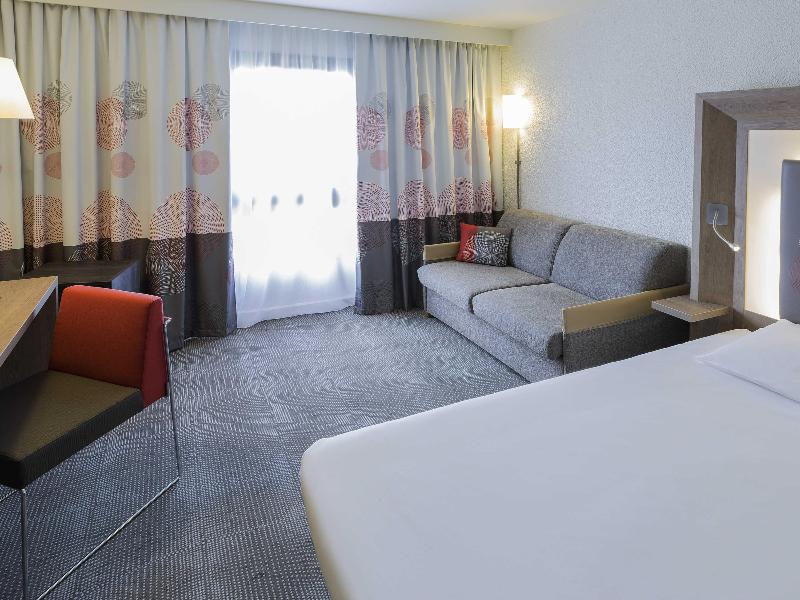 Novotel Amboise image