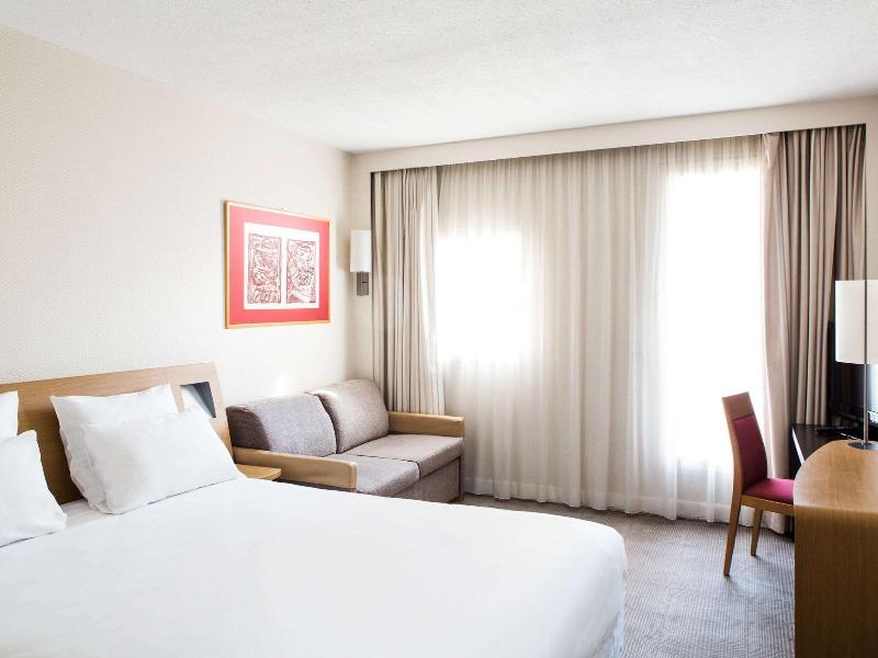 Novotel Amboise image