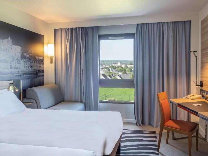 Novotel Amboise image