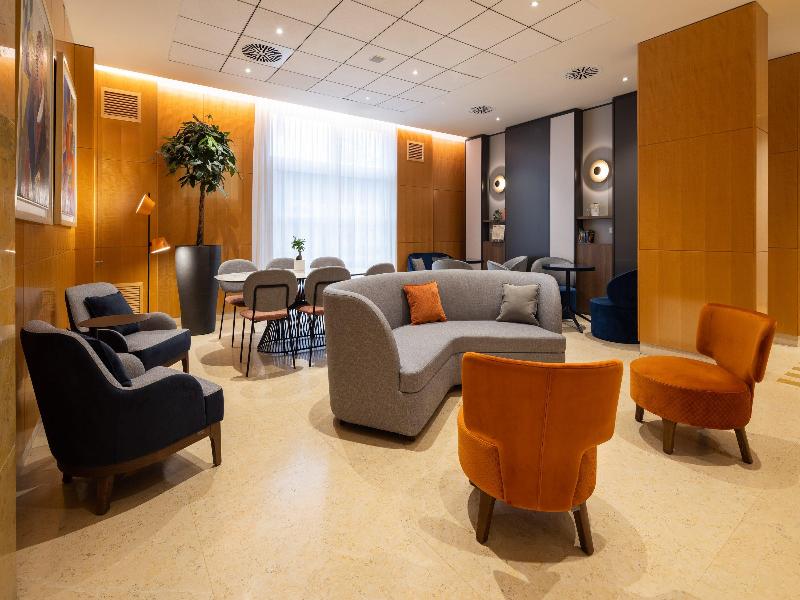 Crowne Plaza Padova image