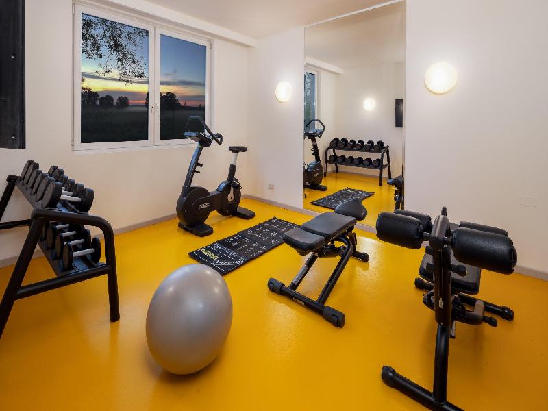 Crowne Plaza Padova image