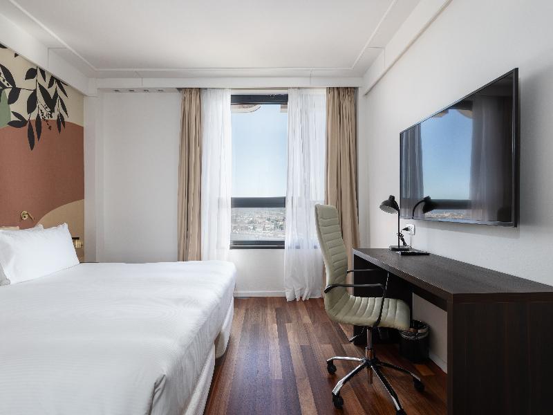 DoubleTree by Hilton Florence Metropole image