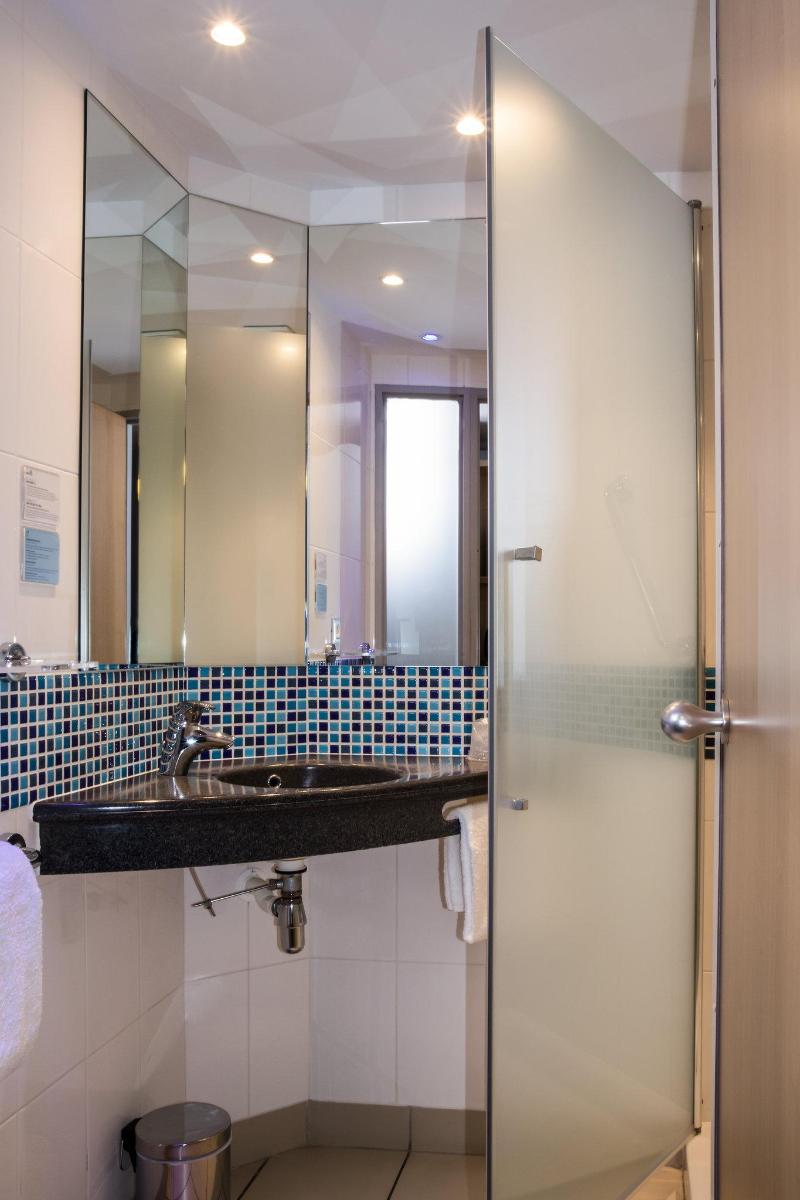 Holiday Inn Express Toulouse Airport photo 12