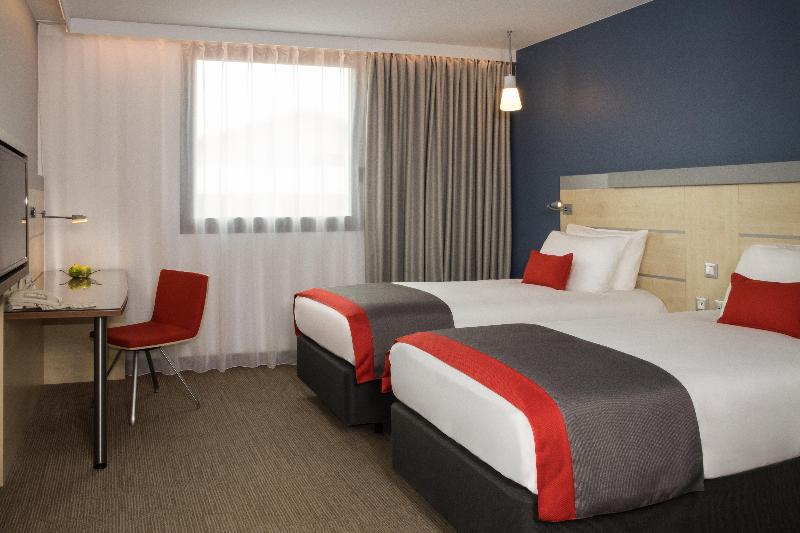 Holiday Inn Express Toulouse Airport photo 16