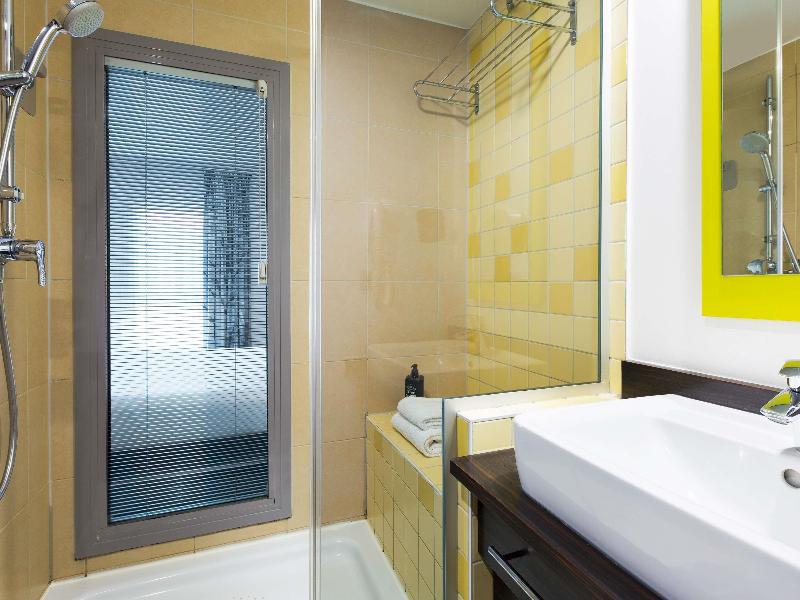 Ibis Styles Nice Vieux-Port image