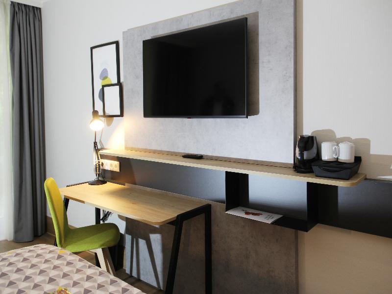 Holiday Inn Munich - South image