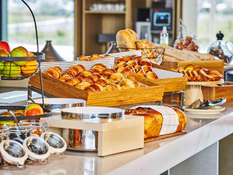 Mercure Paris Orly Airport image