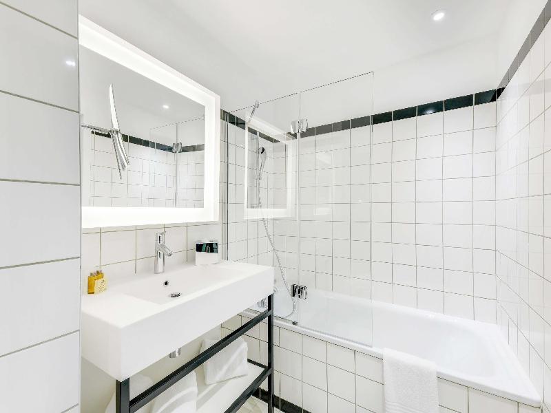 Mercure Paris Orly Airport image