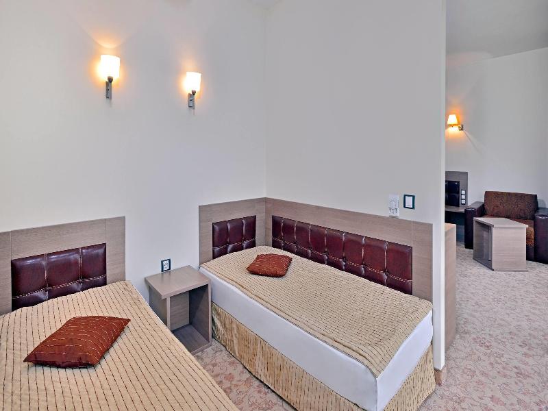 Sol Nessebar Palace All Inclusive image