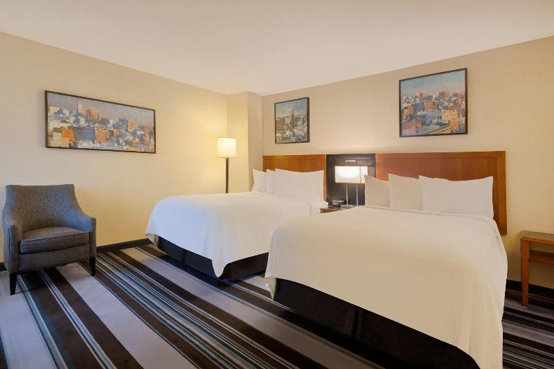 Residence Inn New York Manhattan/Times Square image