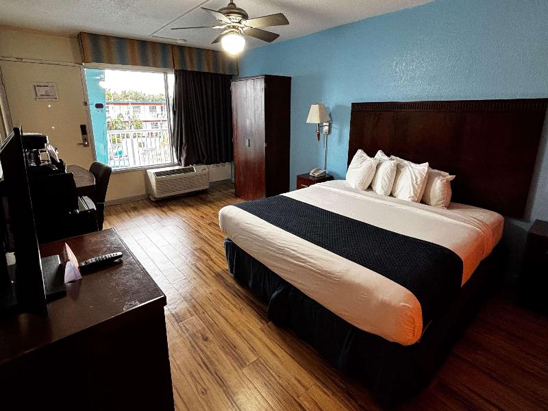 Ramada By Wyndham Hotel & Water Park image