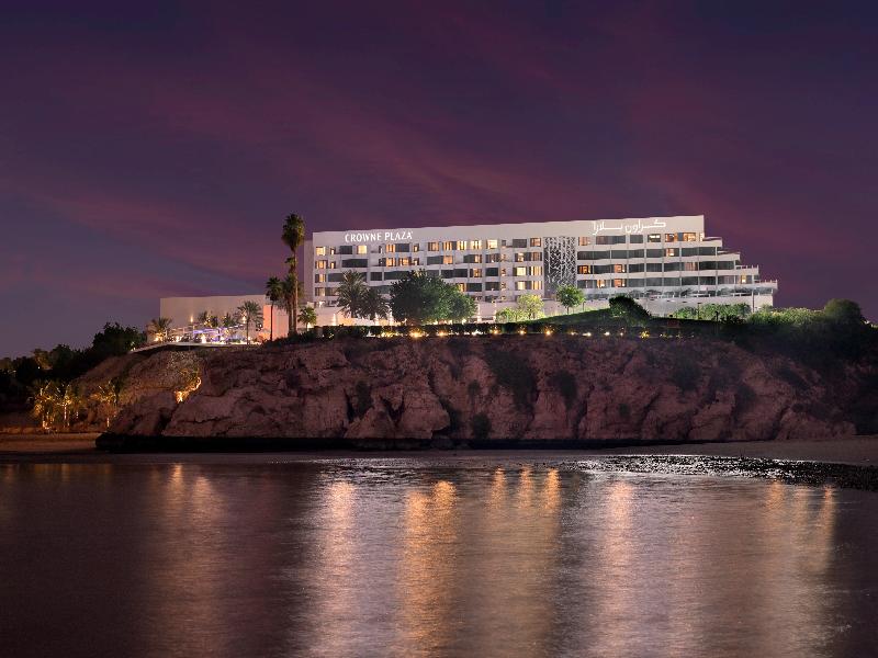 Crowne Plaza Muscat image