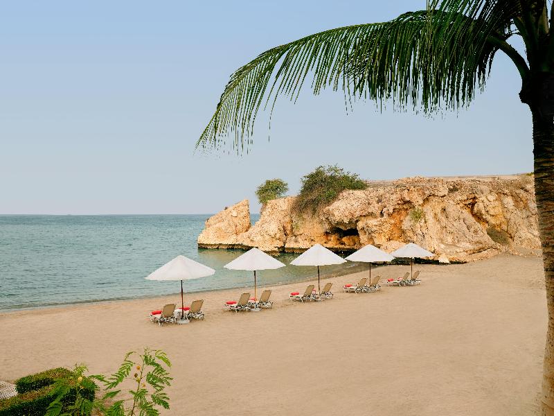 Crowne Plaza Muscat image