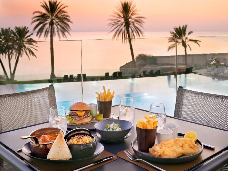 Crowne Plaza Muscat image