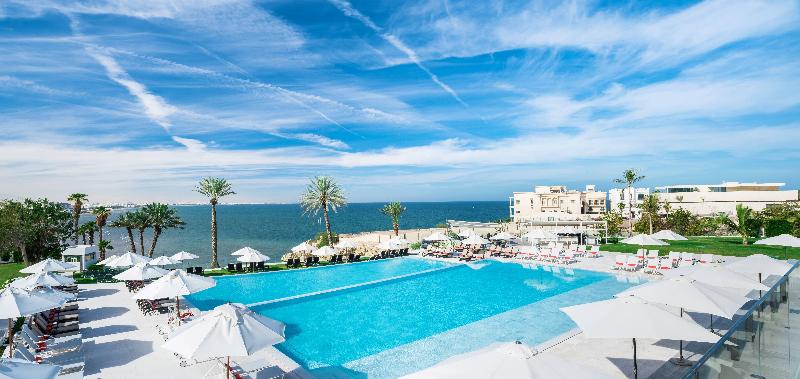 Crowne Plaza Muscat image