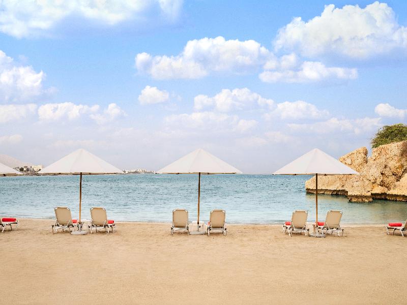 Crowne Plaza Muscat image