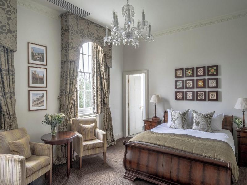 Bailbrook House image