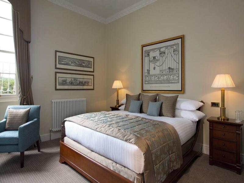 Bailbrook House image