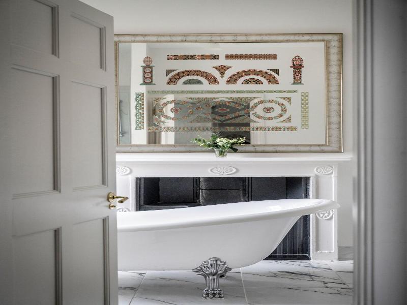 Bailbrook House image