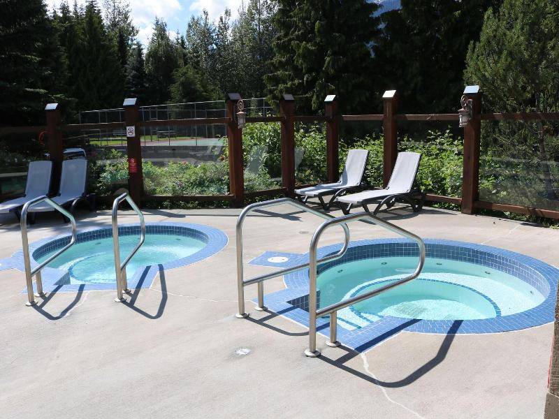 Tantalus Resort Lodge