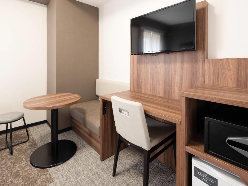 Comfort Hotel Narita image