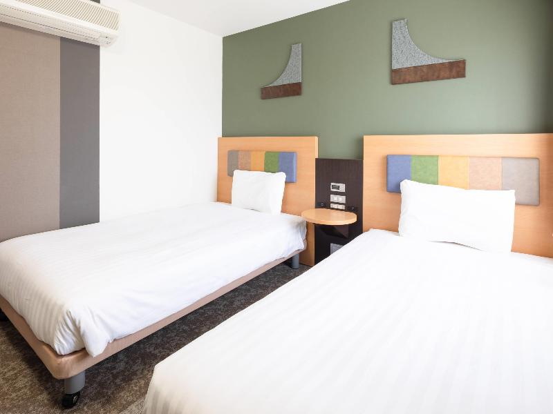 Comfort Hotel Narita image