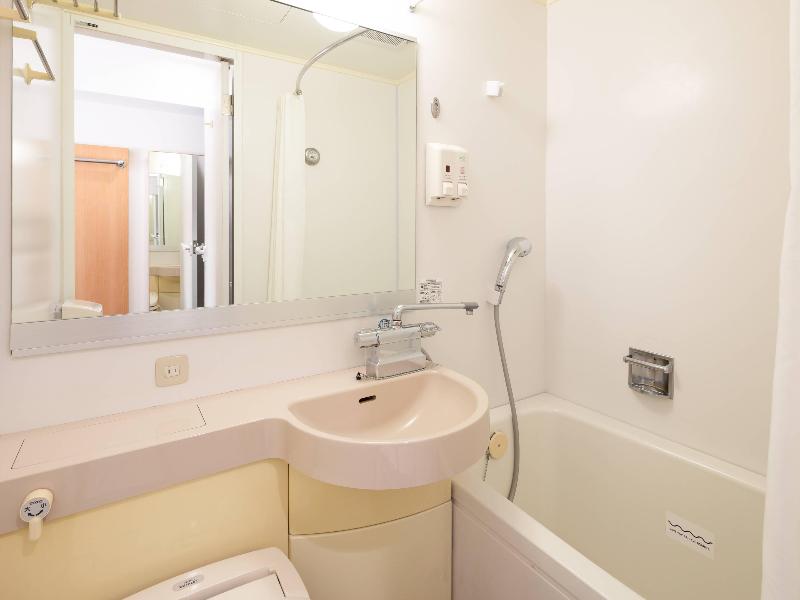 Comfort Hotel Narita image