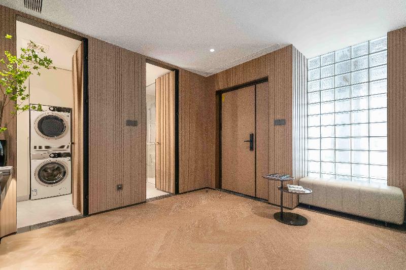 CM+ Serviced Apartment Shenzhen Taige image