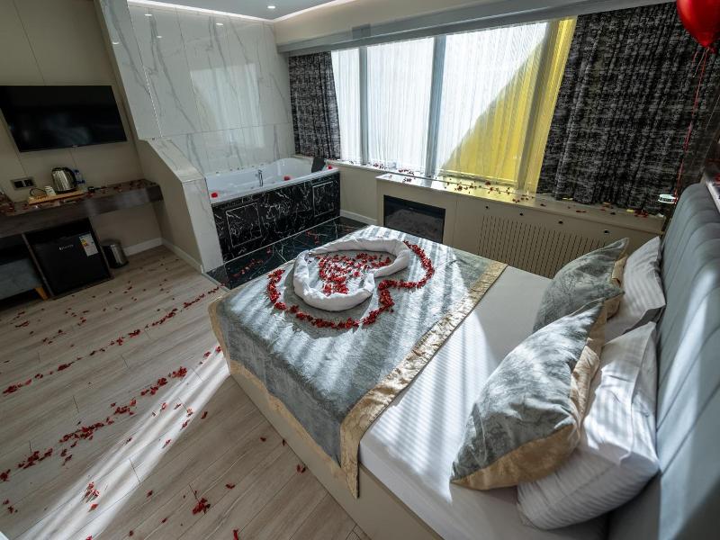 Meros Hotel image