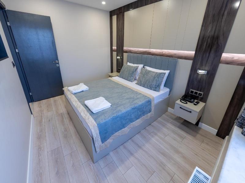 Meros Hotel image