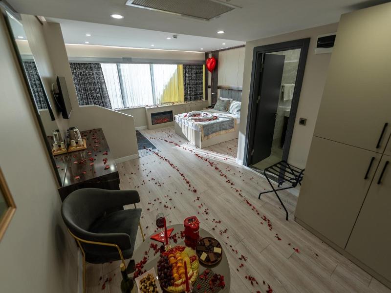 Meros Hotel image