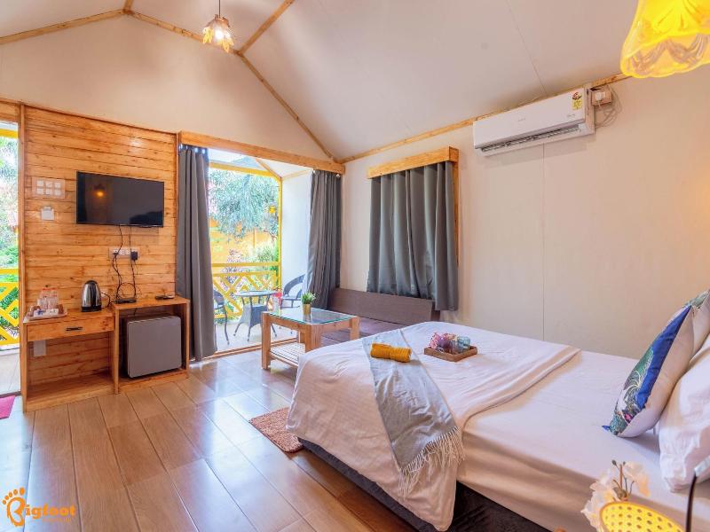 Natures Dreamland Holiday Homes image