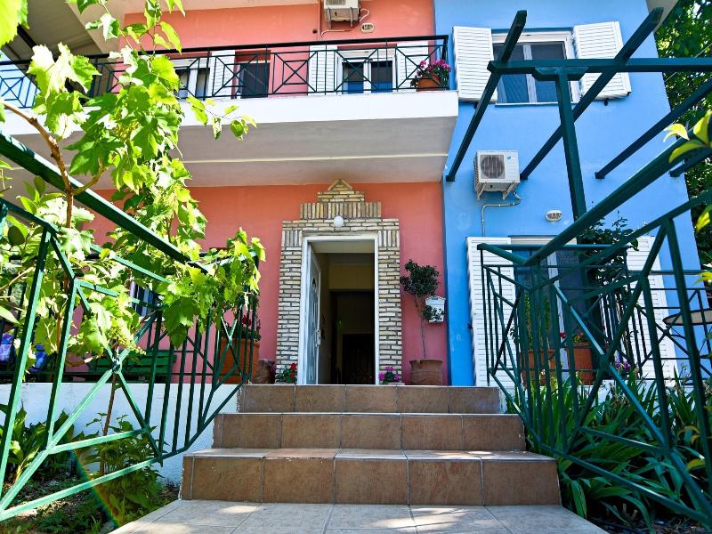 Tsertos Apartments