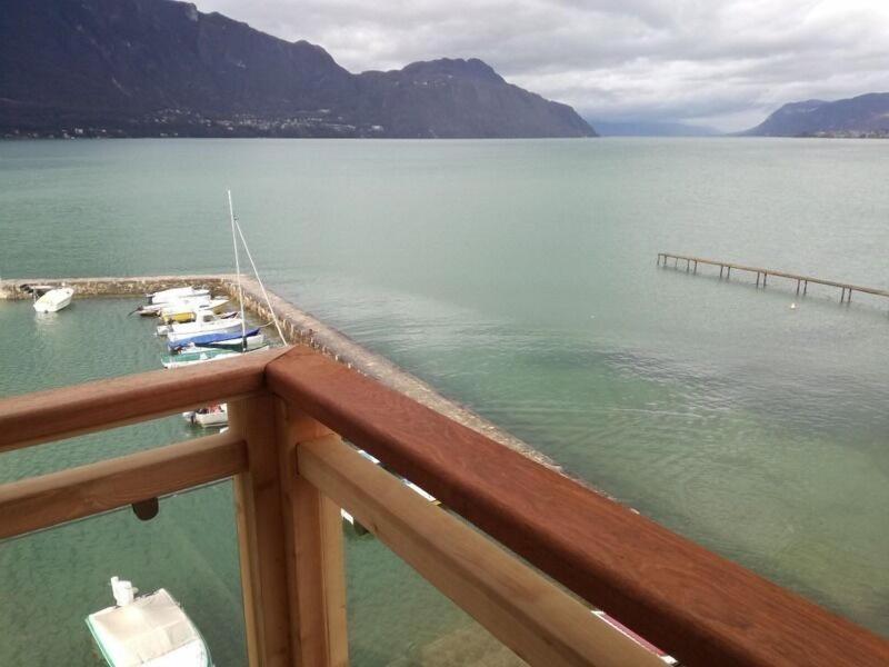 Weekend Hotel Les Pieds Dans L'eau image