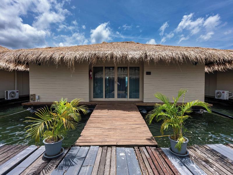 Ruknam Resort image