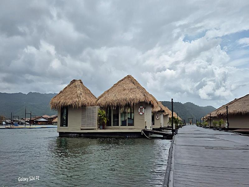 Ruknam Resort image