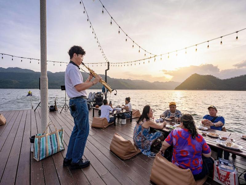 Ruknam Resort image