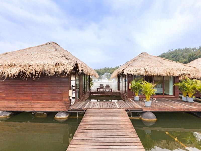 Ruknam Resort image