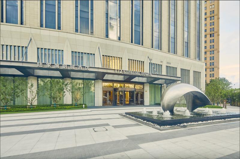 LJZ Supreme Tower Hotel image
