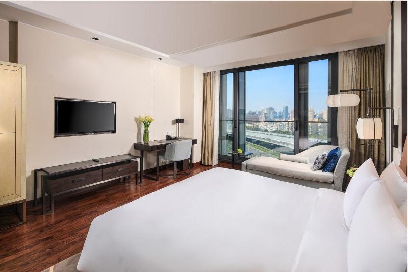 LJZ Supreme Tower Hotel image