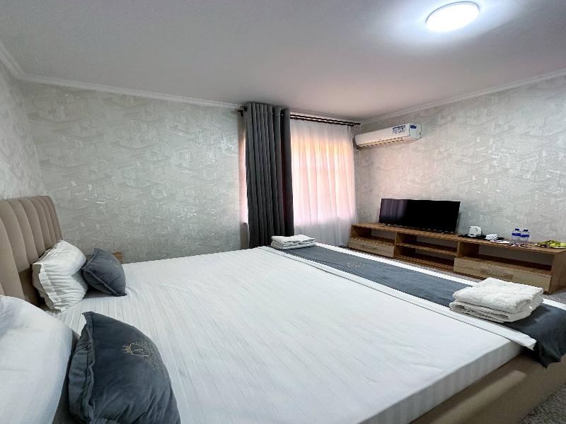 Afsona Hotel image