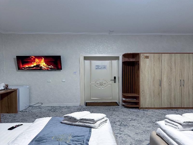 Afsona Hotel image