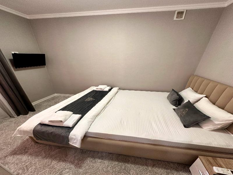 Afsona Hotel image