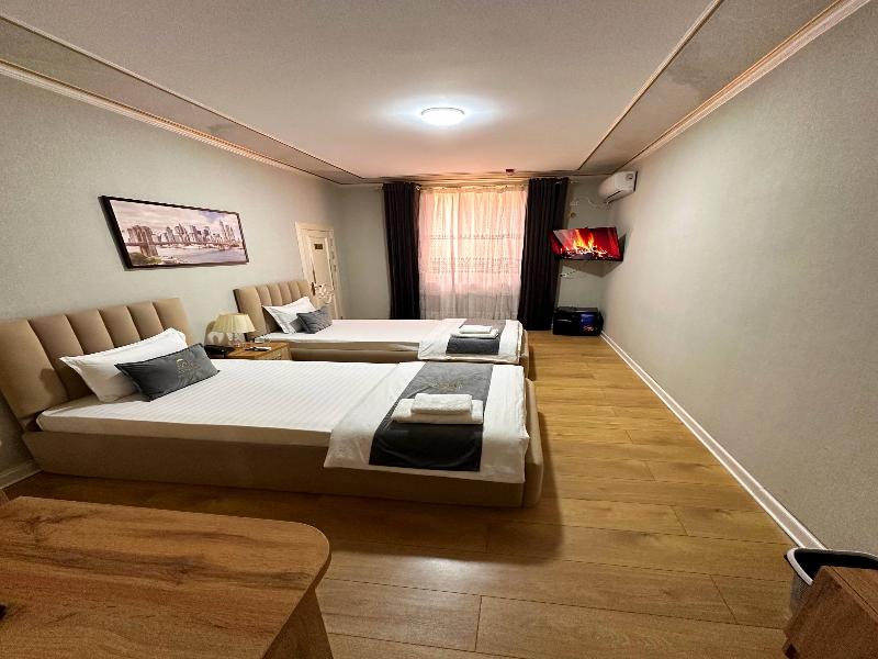 Afsona Hotel image