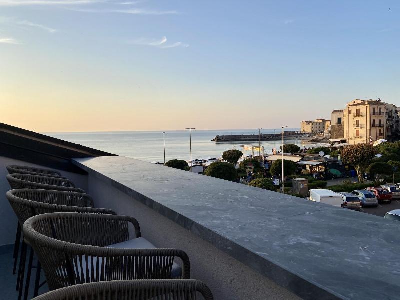 Salemare Rooms & Suites image