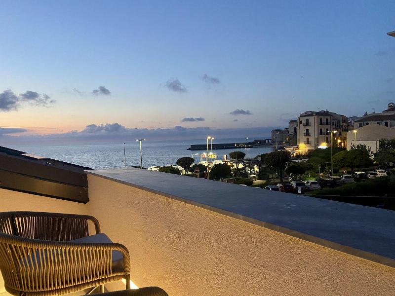 Salemare Rooms & Suites image