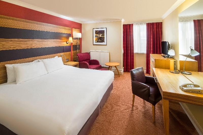 Crowne Plaza Chester image