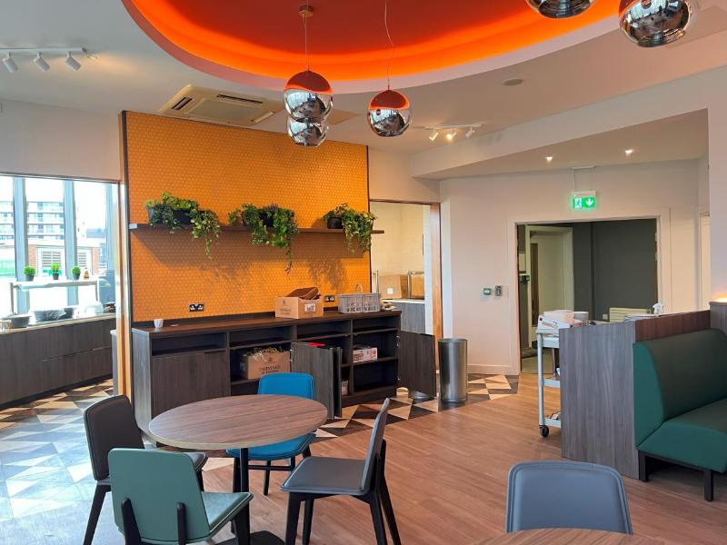 Holiday Inn Norwich City — general view